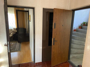 M & T apartment